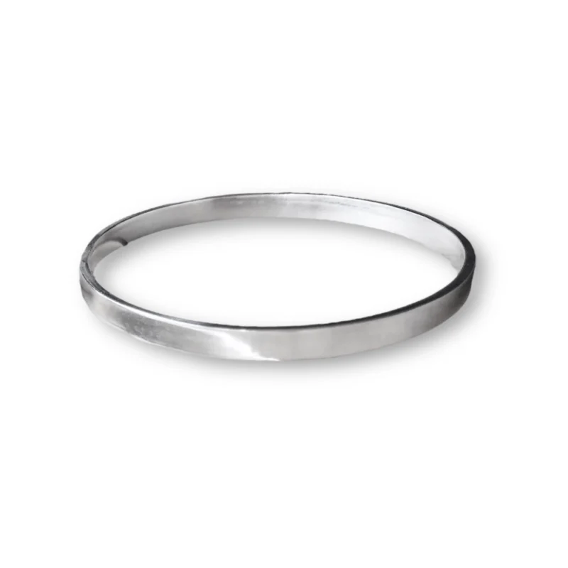 Sterling silver bangle